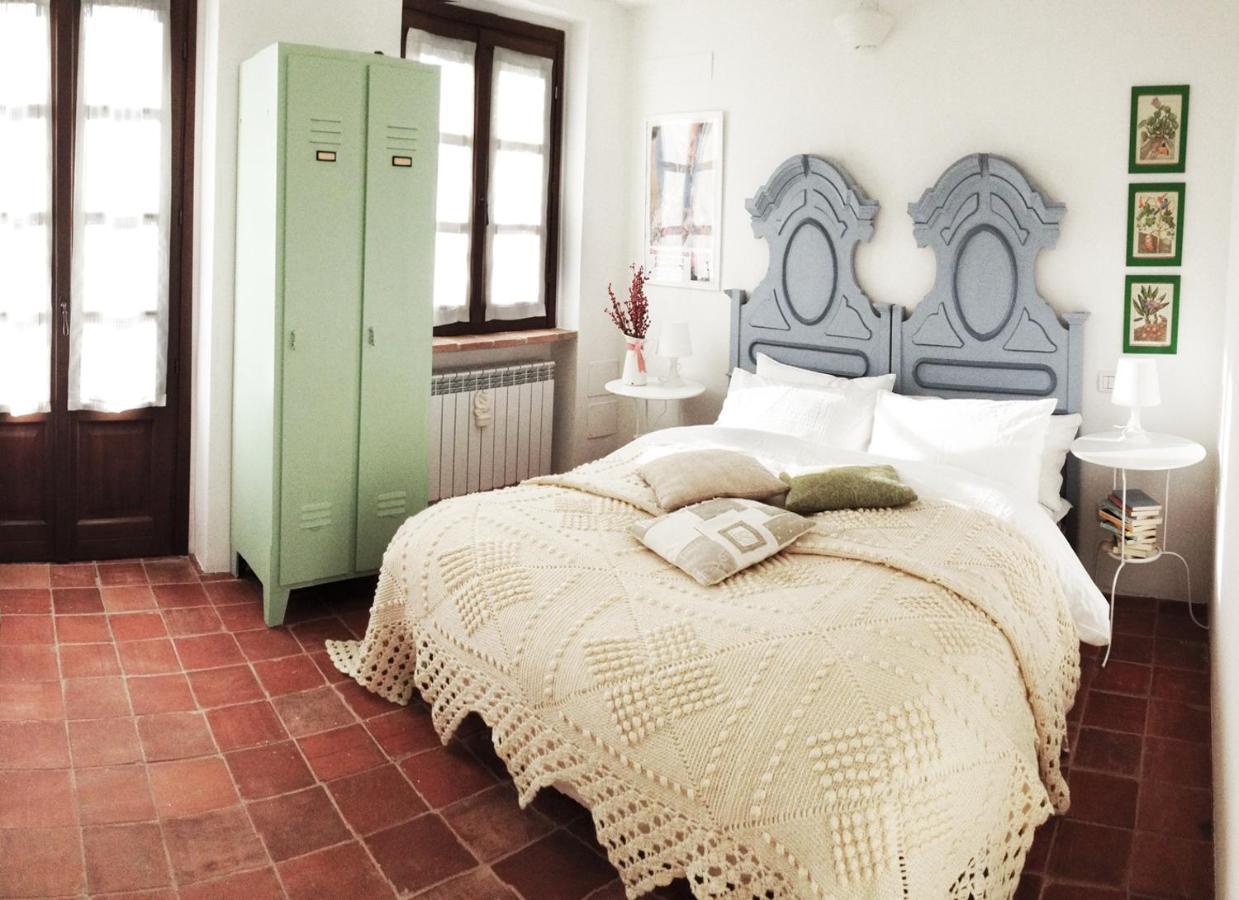 Il Poggio B&B San Damiano al Colle Exteriör bild
